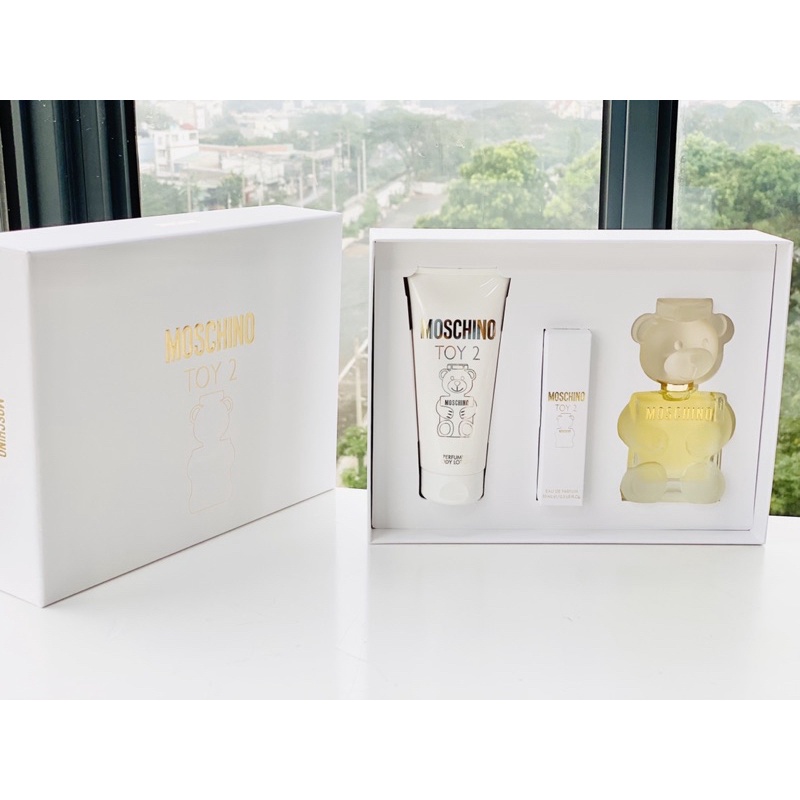 Set Nước Hoa Nữ Moschino Toy 2 EDP (100ml + Body Lotion 200ml + Mini 10ml)