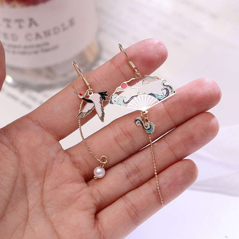 Hoa Tai Dáng Dài Hình Quạt Phong Cách Trung Hoa