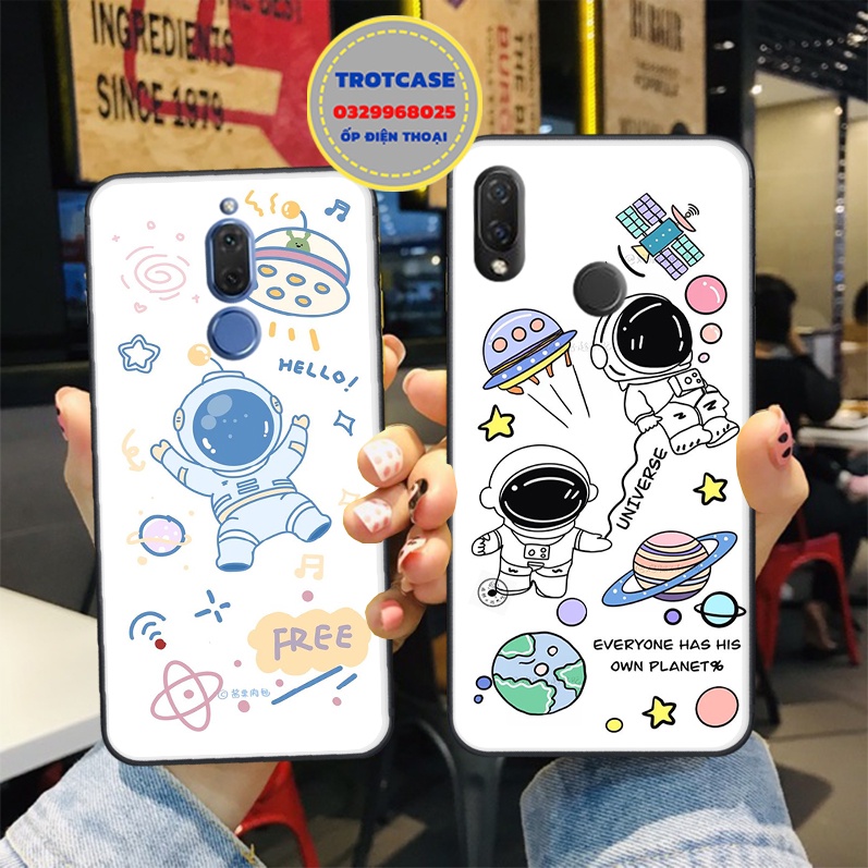Ốp lưng điện thoại Huawei Nova 2i - Nova 3i - Nova 3e - in hình phi hành gia vũ trụ màu đen và trắng đẹp