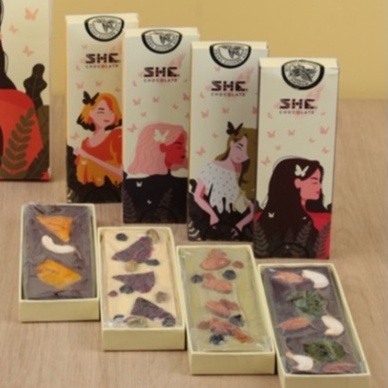 - Hộp quà Socola Trái cây - 200g - SHE Chocolate - Quà tặng nhân ngày đặc biệt kết hợp 4 loại socola