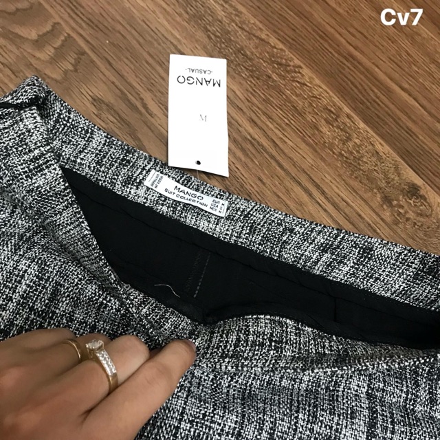 Chân váy dạ mỏng MNG VNXK | BigBuy360 - bigbuy360.vn