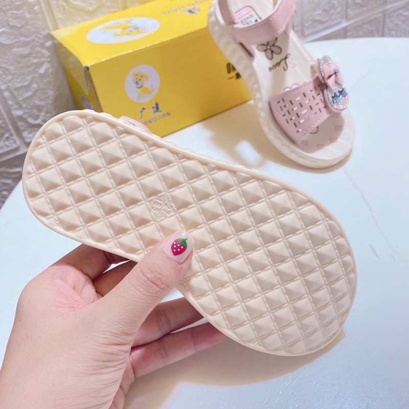 Sandal cho bé gái nhẹ êm chân quai ngang đính đá xinh xắn Ms:B21