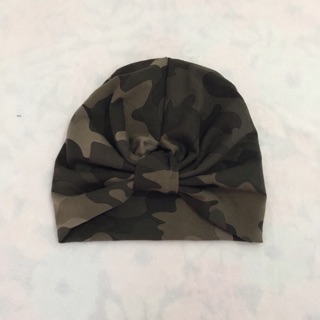 Mũ turban cho bé trai