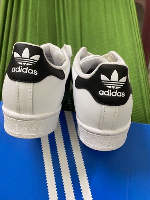 Adidas Superstar Auth