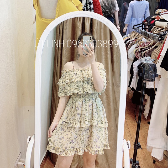 Jum hoa trễ vai