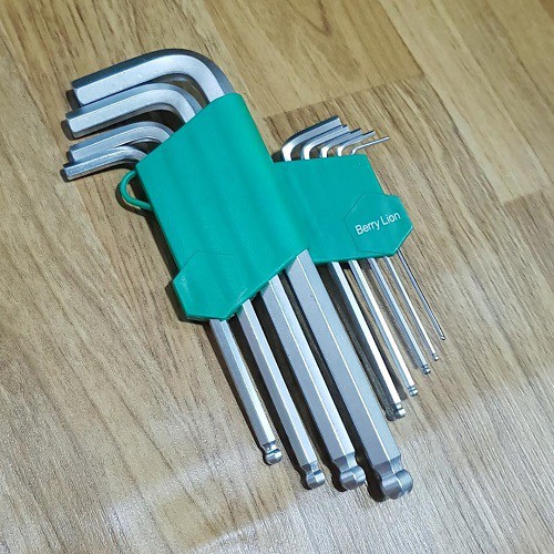 Bộ Công Cụ Vặn Đai Ốc Lục Giác Đầu Bi 9 Món Giá Nhựa Xanh 668