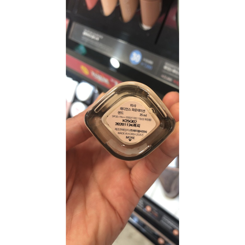 KEM NỀN TRANG ĐIỂM RADIANCE FOUNDATION MISSHA 35ML | BigBuy360 - bigbuy360.vn