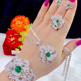Set bộ trang sức kiểu hoa xoáy màu bạc kim đính đá xanh mẫu cực đẹp