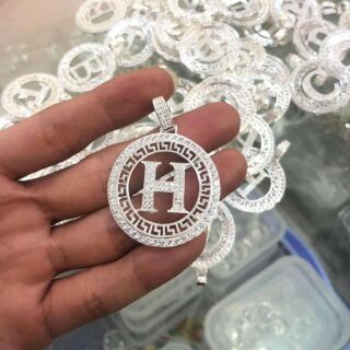 Mặt chữ cái bạc ta không dây