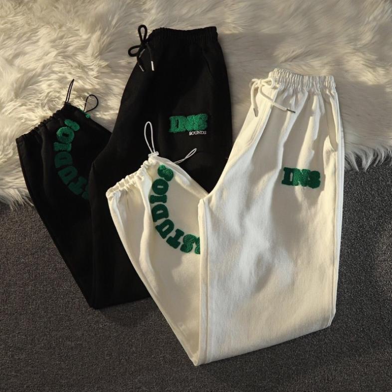 Quần Thun Bo Gấu Unisex Nam Nữ, Quần Ống Rút Chữ Xanh Thêu Mặc Được 2 Kiểu(Hàng Sẵn)