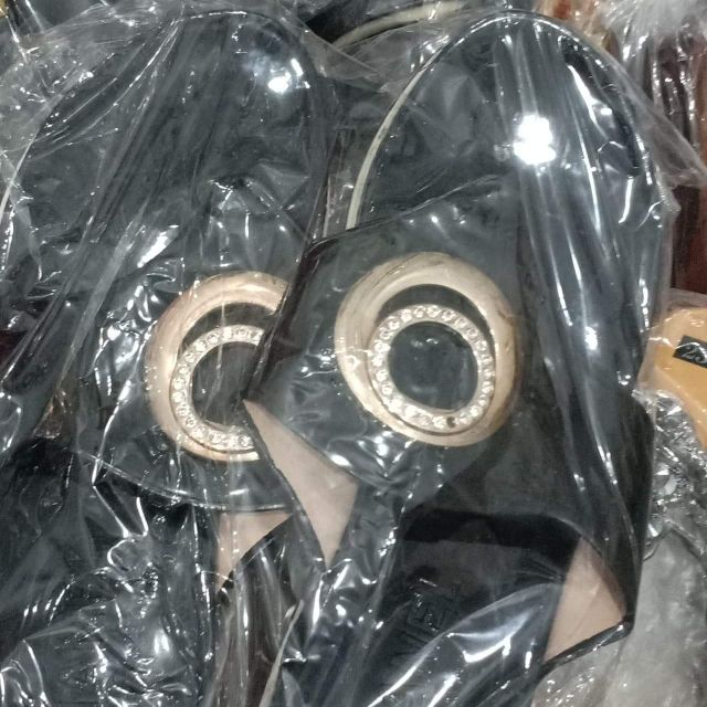 Giày dép giá rẻ