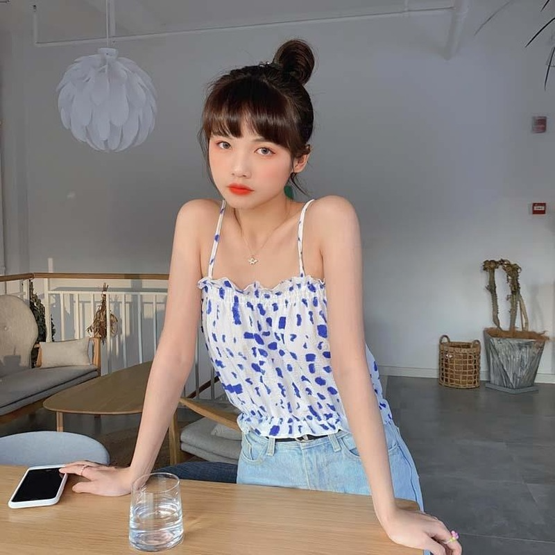 Áo hai dây với thiết kế xinh xắn đáng yêu dành cho nữ