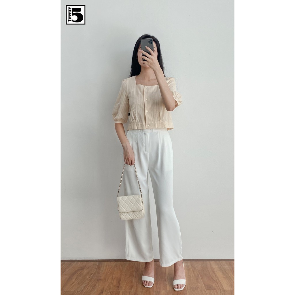 Áo kiểu nữ cổ vuông croptop họa tiết vân nổi Twentyfive N129