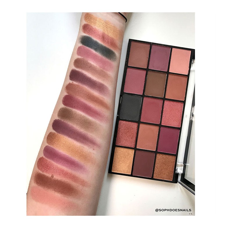 Bảng mắt 15 màu Makeup Revolution Re-Loaded Palette | BigBuy360 - bigbuy360.vn