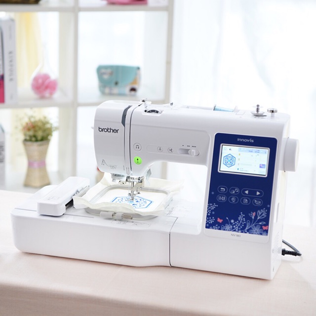 Máy may, thêu điện tử Brother NV-180- KÈM QUÀ TẶNG ĐB