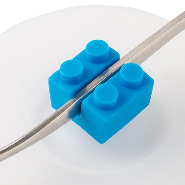 Phụ Kiện Đậy Nắp Cốc ARTBOX Có Thanh Gác Muỗng Tiện Lợi Màu Xanh