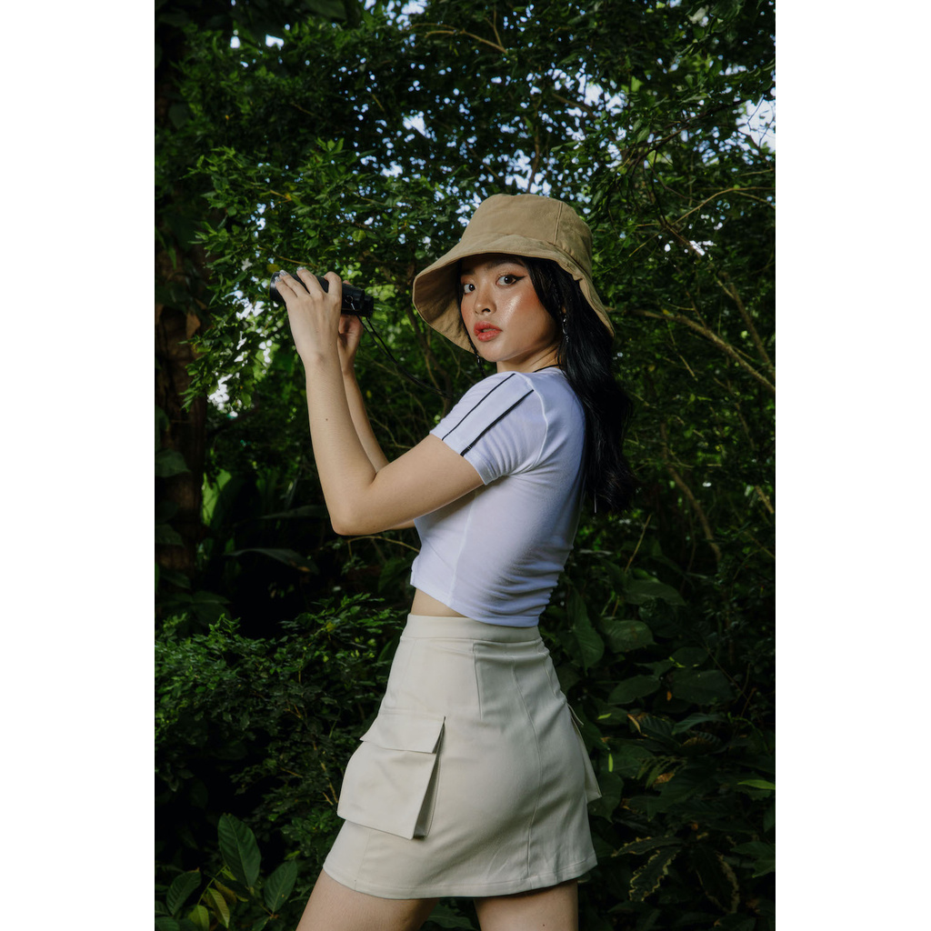 Chân váy kaki túi hộp beige BLMDE | BigBuy360 - bigbuy360.vn