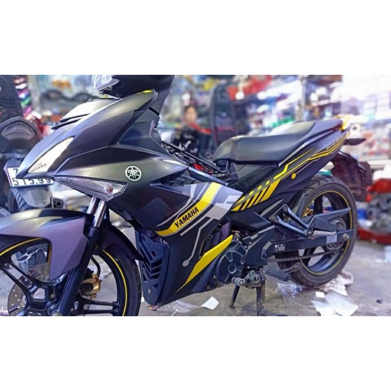 Tem trùm ex150,exciter150 vàng đen nền nhám