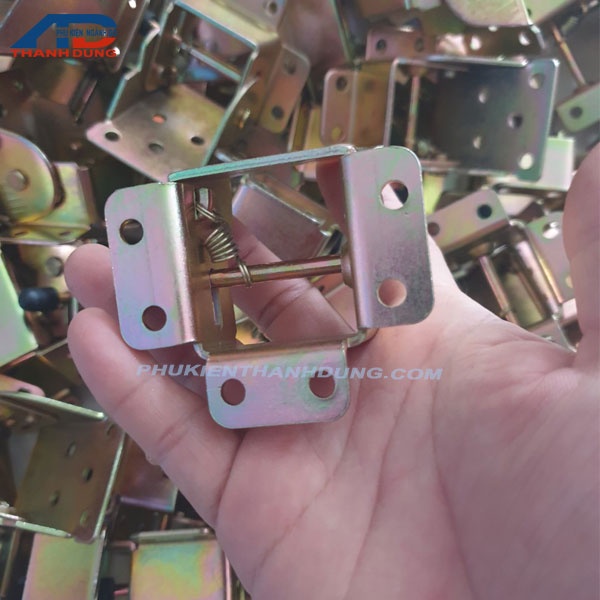 PÁT XẾP GỌN CHÂN BÀN TRÀ CÓ KHÓA