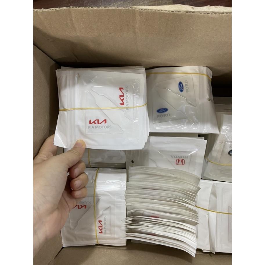 Bộ 2 Chi Tiết Miếng Dán Silicon Chống Va Đập Góc Xe Cửa Ô Tô - Full Logo Hãng Xe