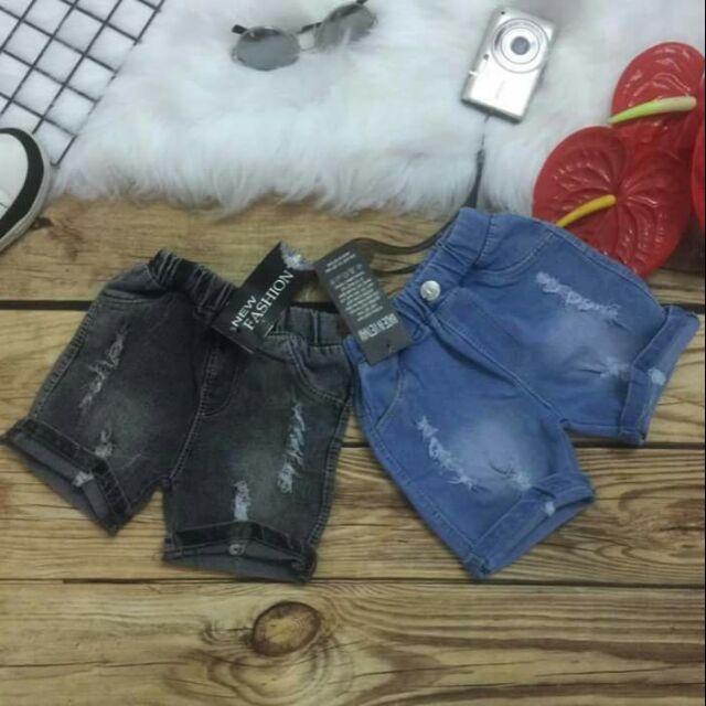 Quần soóc bò bé trai