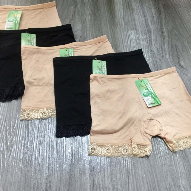 Quần mặc váy viền ren( kèm ảnh thật)