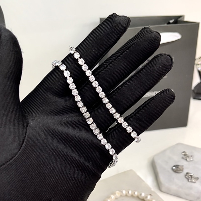 Lắc Tay Titan Đính Đá Vuông Màu Silver Thời Trang