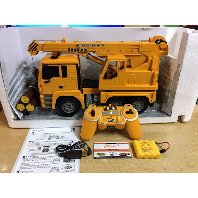 Xe cần cẩu điều khiển từ xa chính hãng Double Eagle E516-003
