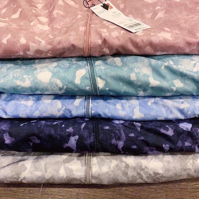 Áo gió uni đủ màu