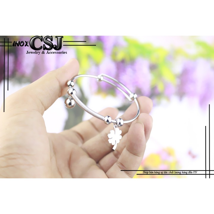 Vòng tay nữ hình cỏ 4 lá nhỏ xinh