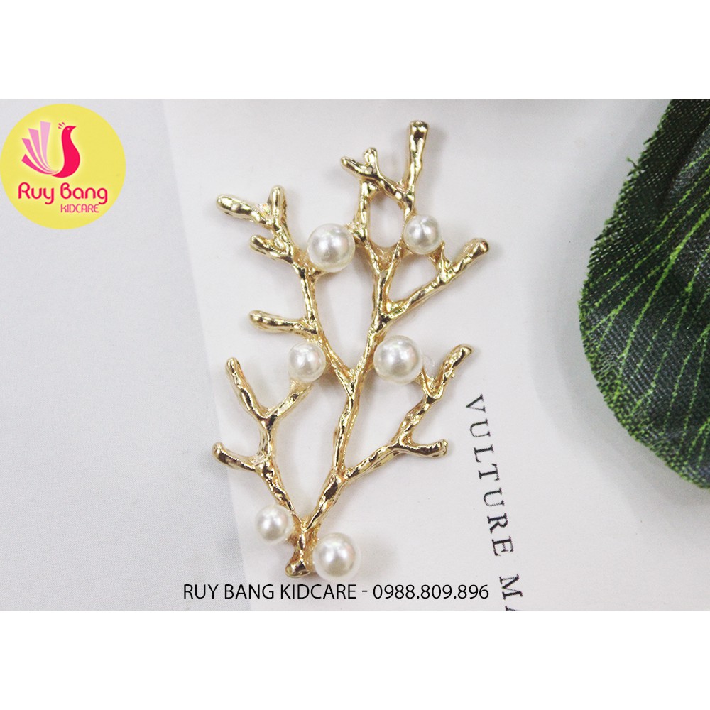 Cành lá kim loại, center đá đính hoa vải handmade