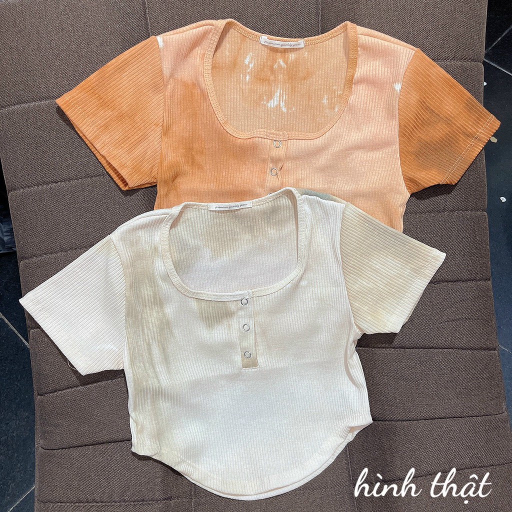 Áo kiểu croptop body tà nhọn cài nút trước phối màu loang xinh , chất thun gân mềm mịn