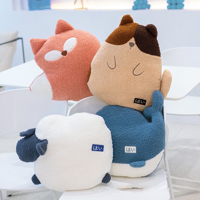 Gối ôm kèm chăn Kẻ du hành hình thú cute