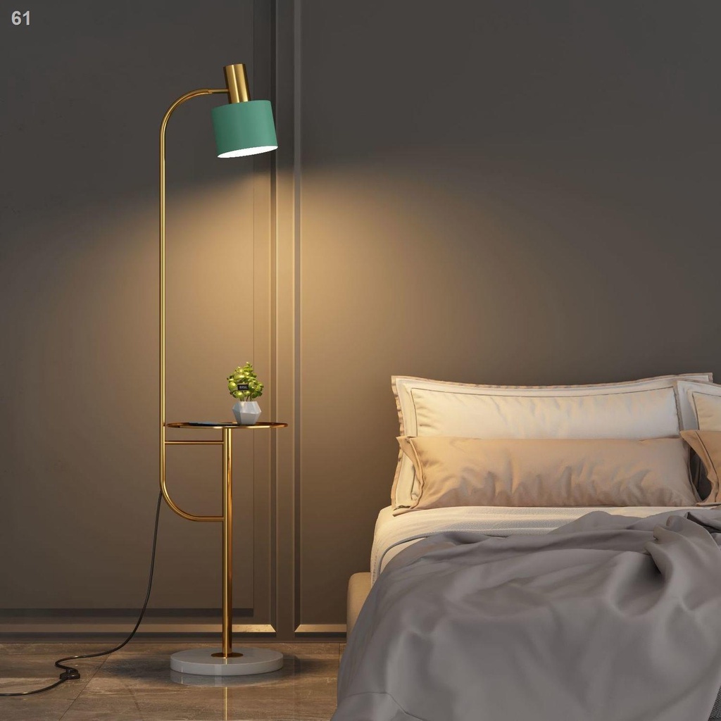 Đèn sàn phòng khách ngủ kiểu Bắc Âu tối giản ánh sáng sang trọng ghế sofa nghiên cứu bàn cà phê tạo dọc
