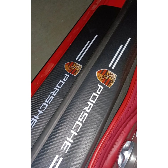 Porsche logo door sill protection sticker macan Cayenne Cayman taycan 718 Boxster 911 Panamera modified pedal decoration carbon fiber texture anti-step sticker