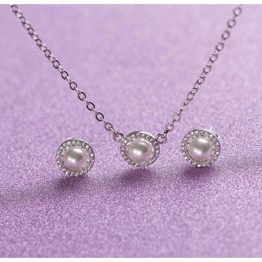 Set dây chuyền và hoa tai cute