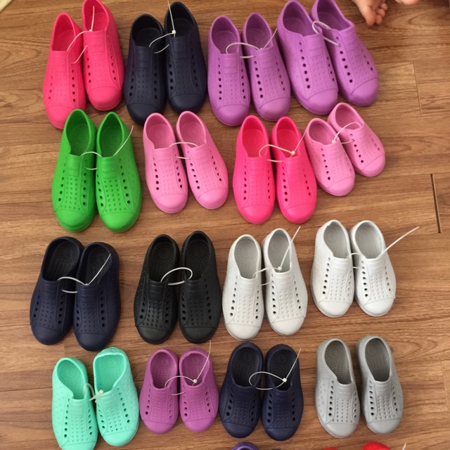 Giày đi mưa native các màu Sale