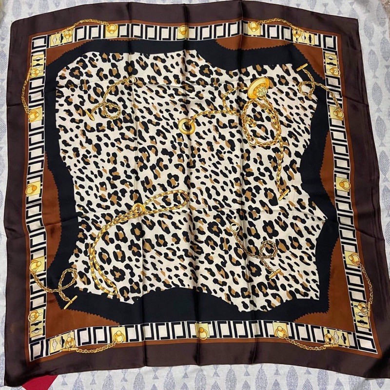 Khăn turban lụa cao cấp 90x90cm in hoa văn đẹp bandana quấn áo yếm siêu to - Maben