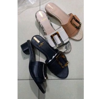 Hàng công ty- Guốc SAM EDELMAN đen và trắng mẫu mới, cao vừa, mang chắc chân, giá xịn
