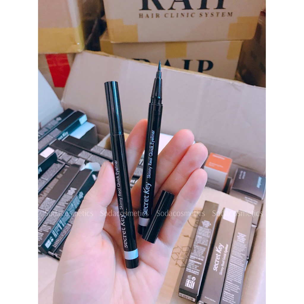 Kẻ mắt nước lâu trôi Secret Key Skinny Real Quick Eyeliner