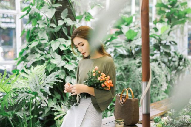 Áo Dottie cam đất