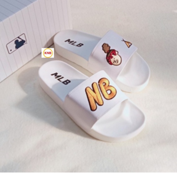 ♥️ Freeship+Ảnh Thật ♥️ Dép 𝐌𝐋𝐁 cô gái, quai ngang nam nữ, dép mlb quai ngang màu trắng full hộp