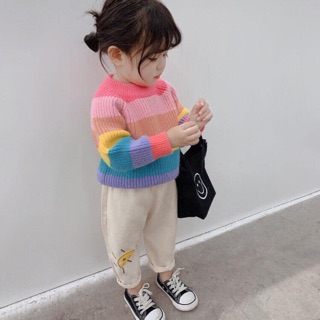 Áo len cầu vồng