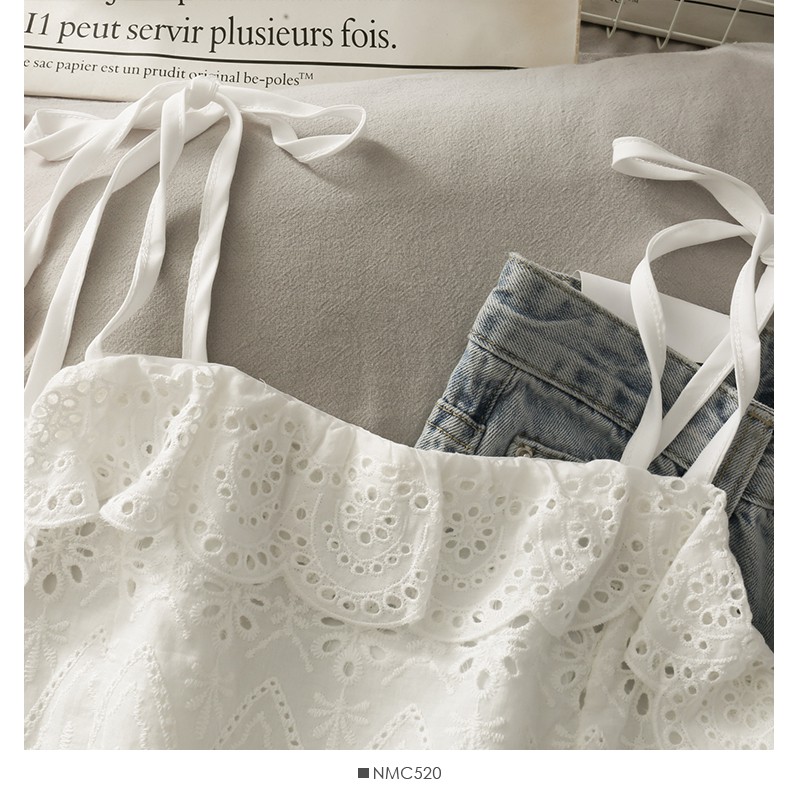 Áo croptop trắng vai thắt dây DA327