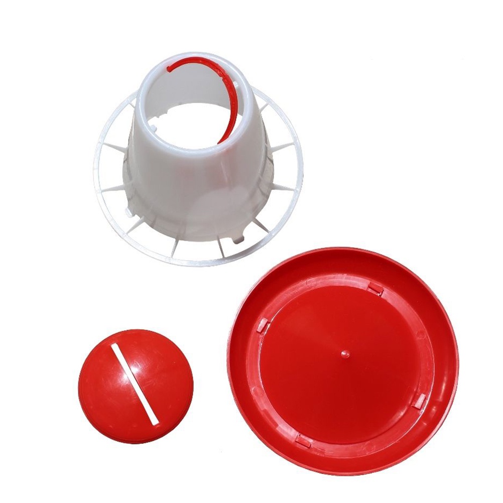 ### Hộp Nhựa Đựng Thức Ăn Gà Tiện Dụng