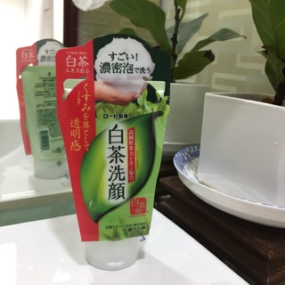 Sữa rửa mặt Trà xanh Nhật Bản