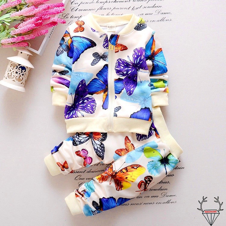 Set áo quần họa tiết hoa bướm xinh xắn cho bé gái