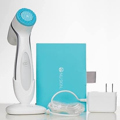 Máy rửa mặt massage Ageloc Lumispa Nuskin