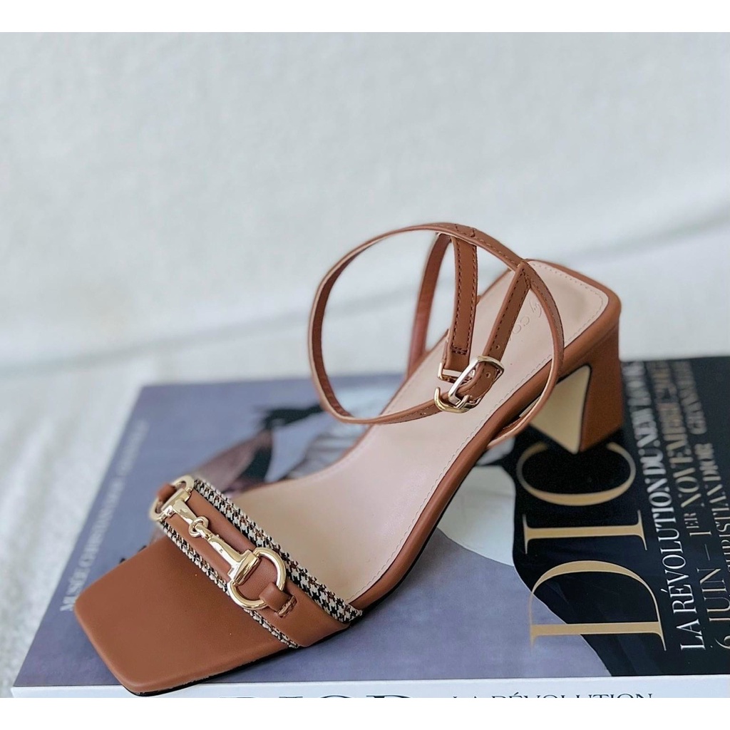 Giày cao gót 7 cm đính khuy, sandal cao gót nữ đính khuy 7 phân Chị Đẹp Store mã M125