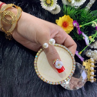 Hoa bôt đậu ôm móng ãnh thật